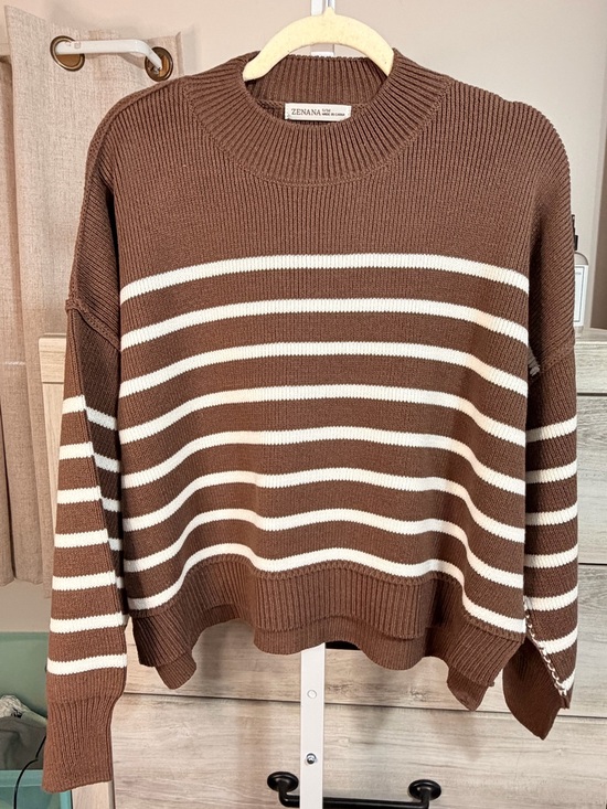 Zenana Outfitters Sweaters - Zenana Outfitters Brown & Cream Striped Crew Sweater